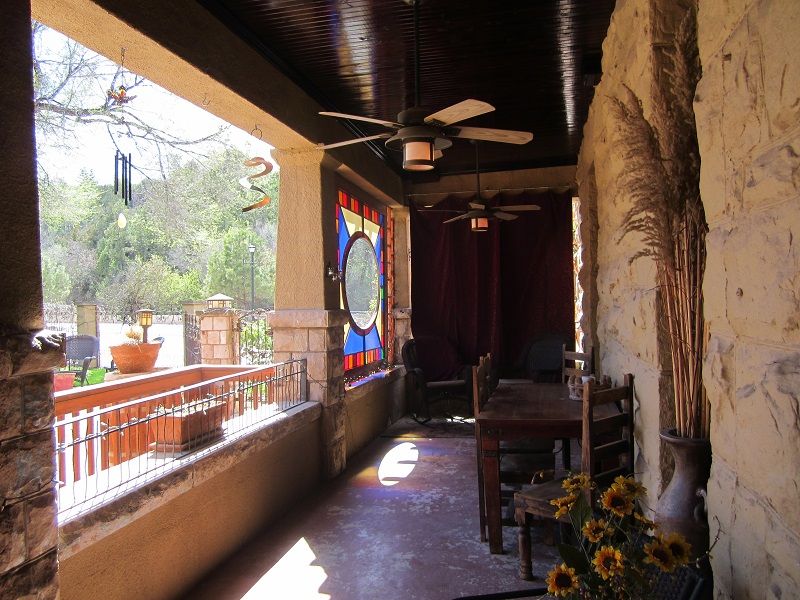 FlatIron Historic Sandstone Inn: 745 N River St, Hot Springs, SD 57747